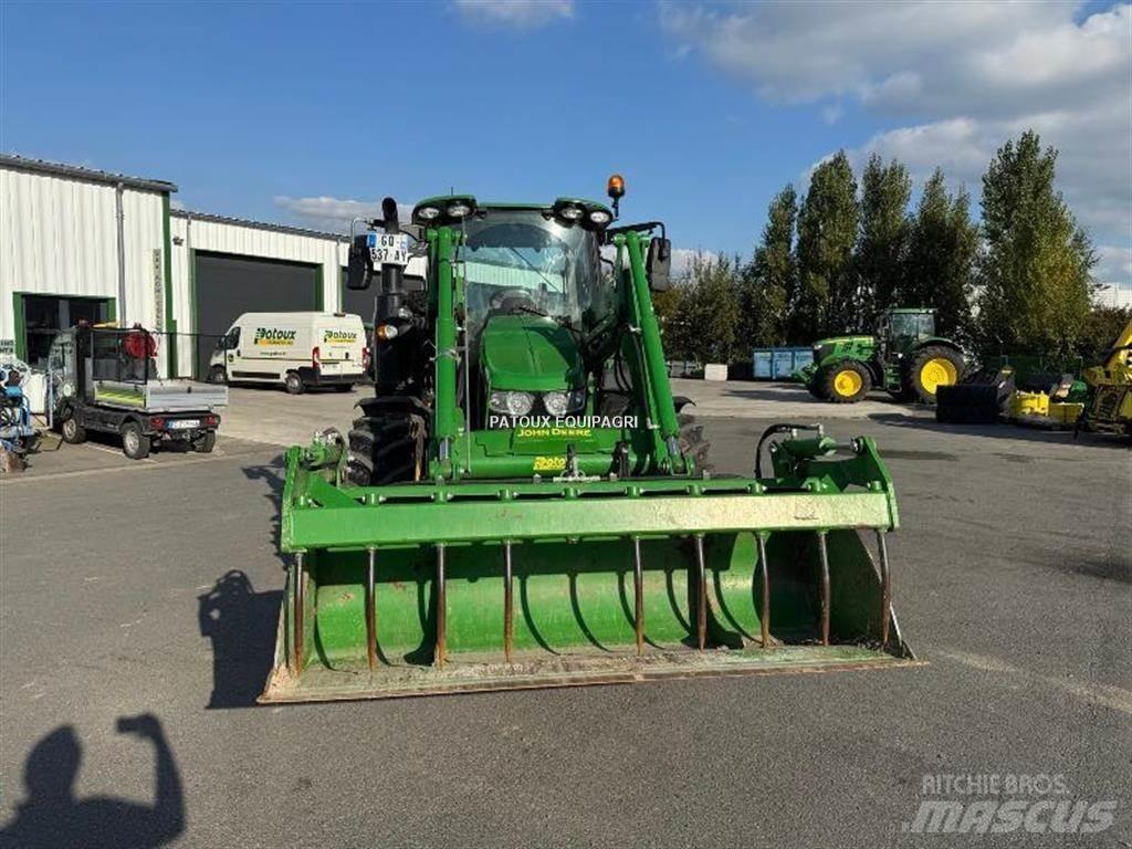 John Deere 6120M Трактори
