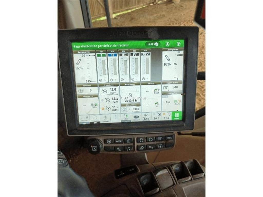 John Deere 6155R Трактори