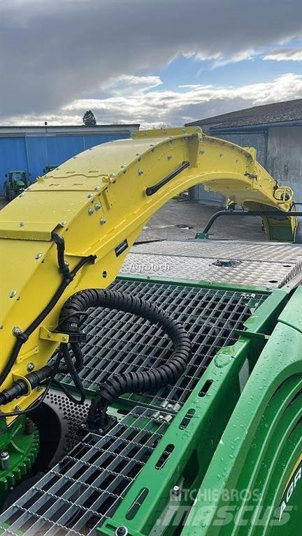 John Deere 8400 Фуражні комбайни