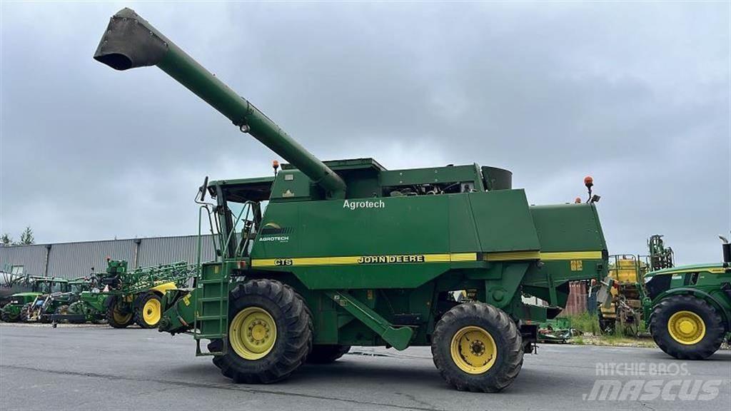 John Deere CTS Зернозбиральні комбайни
