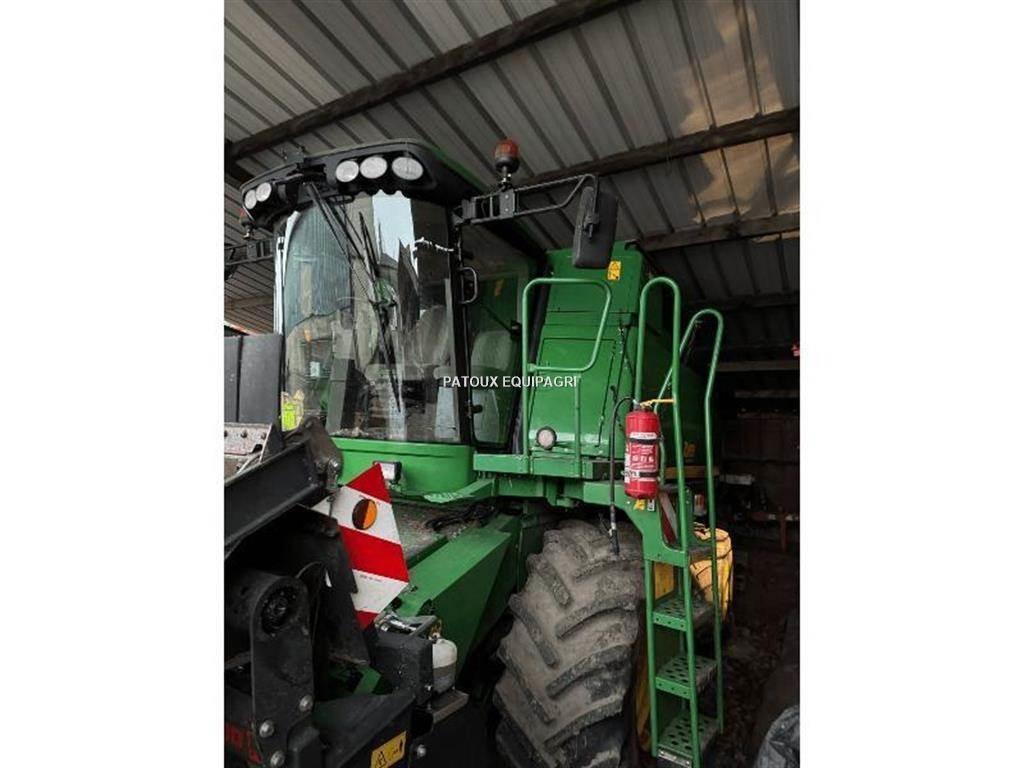 John Deere T560 Зернозбиральні комбайни