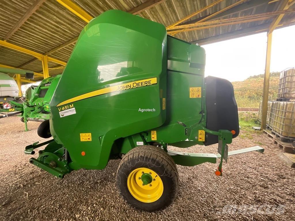 John Deere V451M Рулонні прес-підбирачі