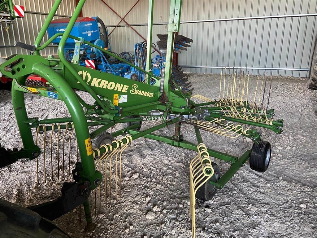 Krone Swardro 46 Граблі і сінозворушувачі