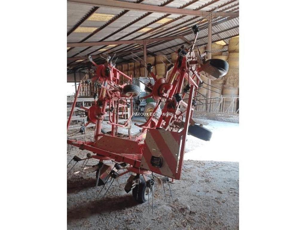 Kuhn GF7601MH Граблі і сінозворушувачі