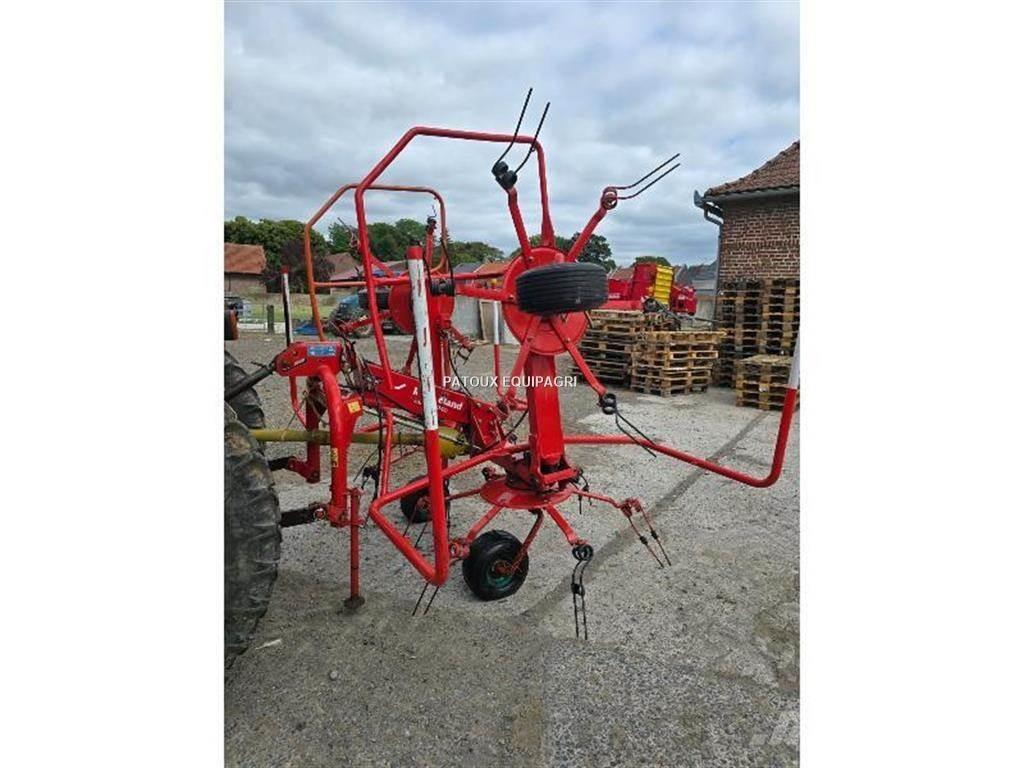 Kverneland 8046 Граблі і сінозворушувачі