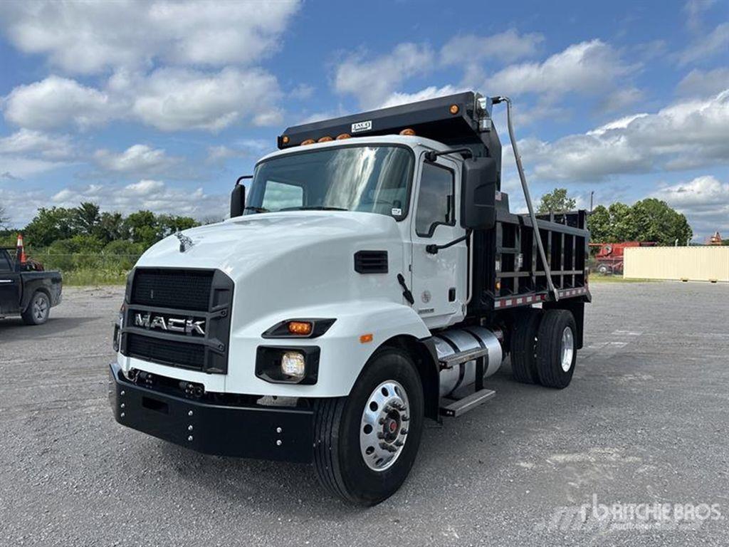 Mack MD6 Самоскиди