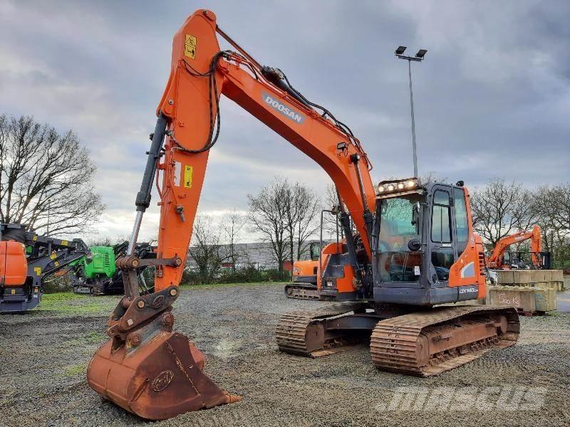 Doosan DX140LCR-5 Гусеничні екскаватори