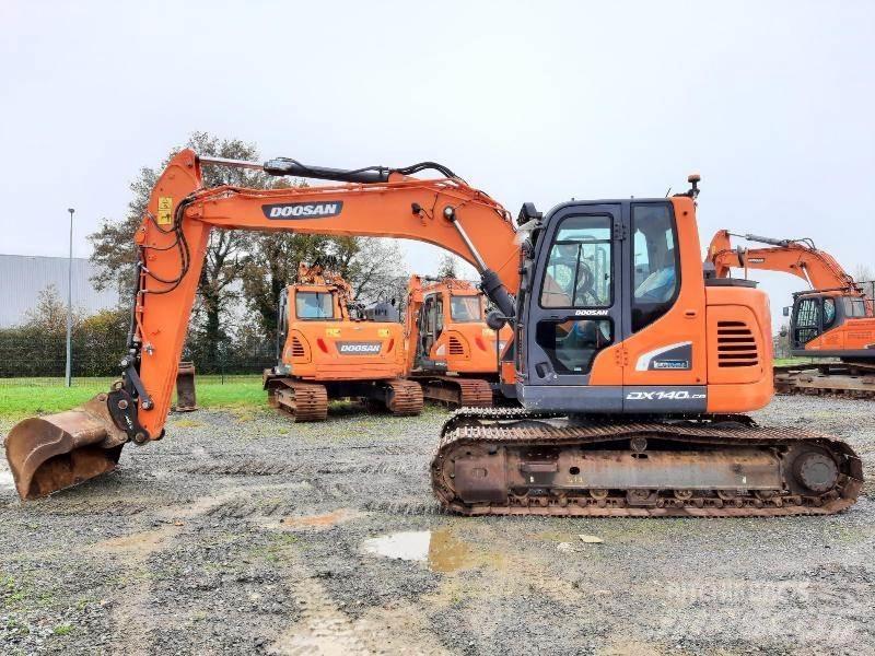 Doosan DX140LCR5 Гусеничні екскаватори