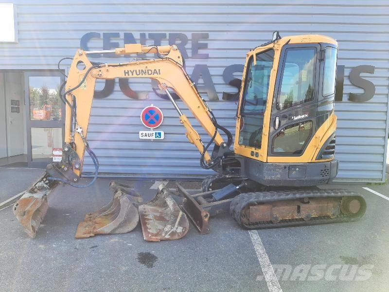 Hyundai R25Z-9AK Міні-екскаватори < 7т