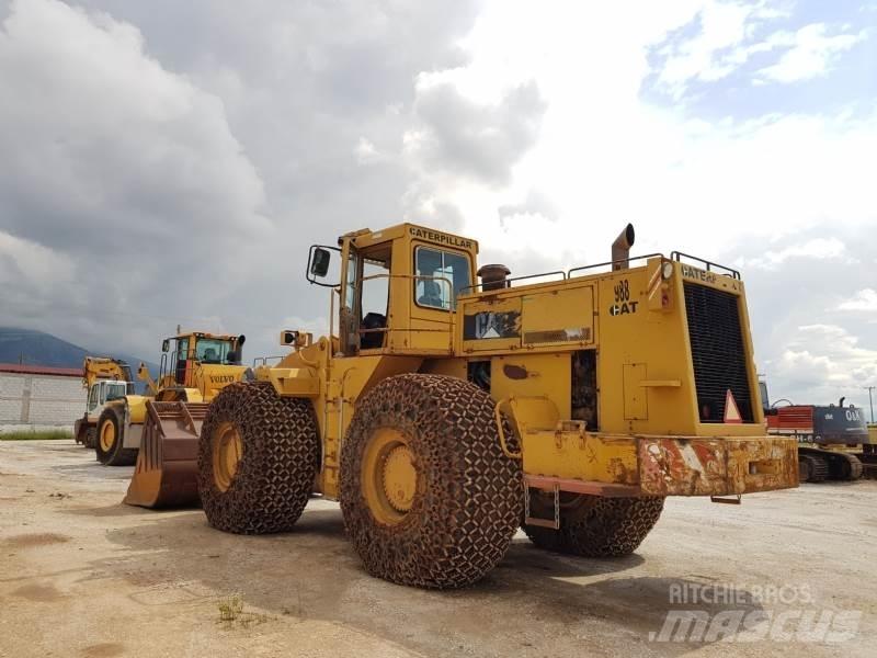 CAT 988B Фронтальні навантажувачі