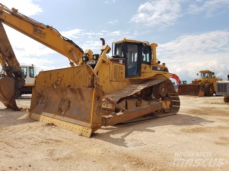 CAT D6R Гусеничні екскаватори