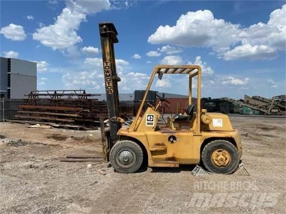 CAT B10 Навантажувачі підвищеної прохідності
