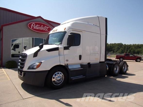 Freightliner CASCADIA 116 Тягачі