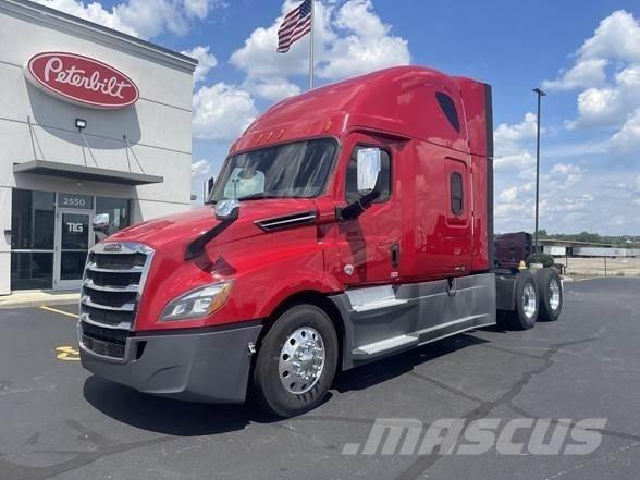 Freightliner CASCADIA 126 Тягачі