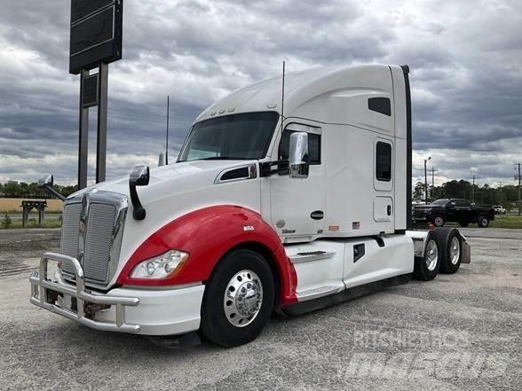 Kenworth T680 Тягачі
