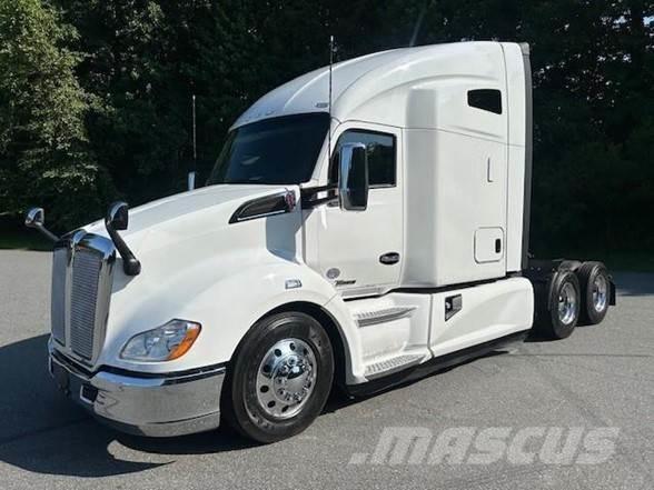 Kenworth T680 Тягачі