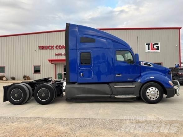 Kenworth T680 Тягачі