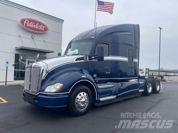 Kenworth T680 Тягачі