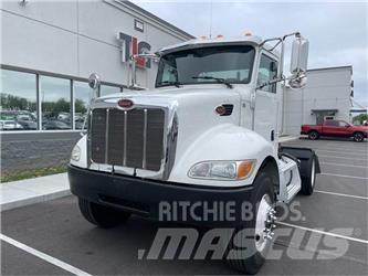 Peterbilt 337 Тягачі