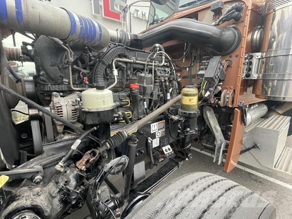 Peterbilt 389 Тягачі
