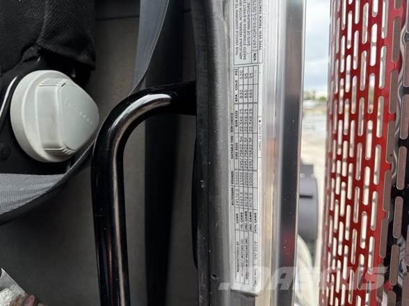 Peterbilt 389 Тягачі