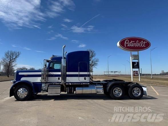Peterbilt 389 Тягачі