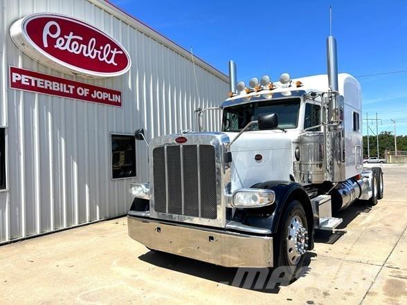 Peterbilt 389 Тягачі