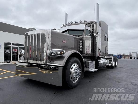 Peterbilt 389 Тягачі