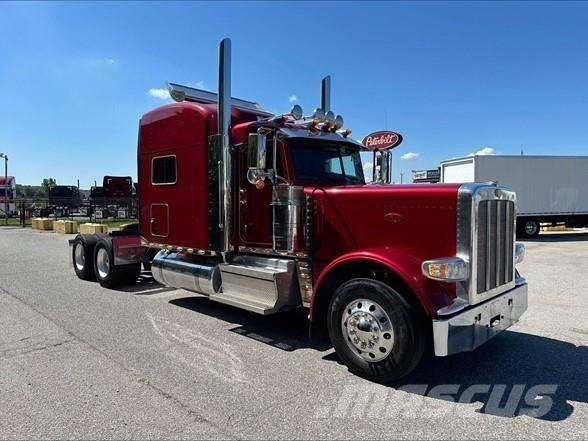 Peterbilt 389 Тягачі