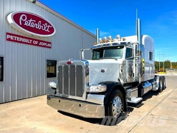 Peterbilt 389 Тягачі