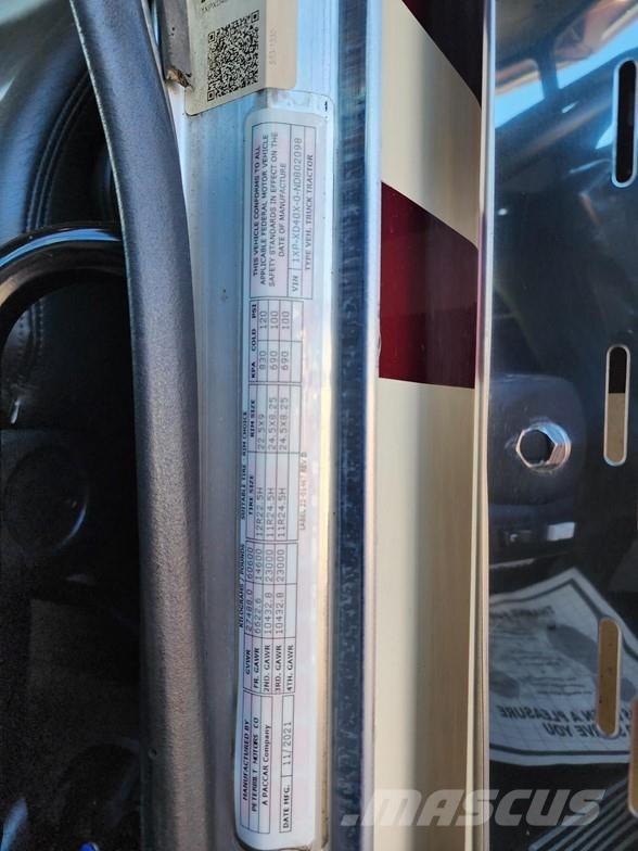 Peterbilt 389 Тягачі