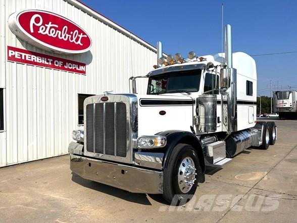Peterbilt 389 Тягачі