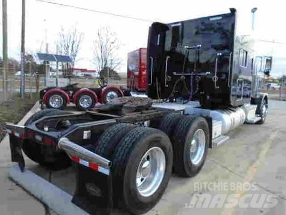 Peterbilt 389 Тягачі