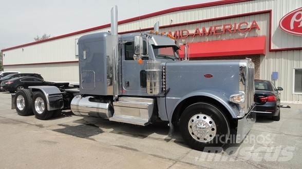 Peterbilt 389 Тягачі