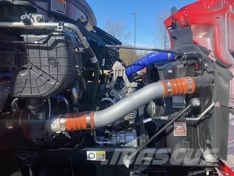 Peterbilt 536 Шасі з кабіною