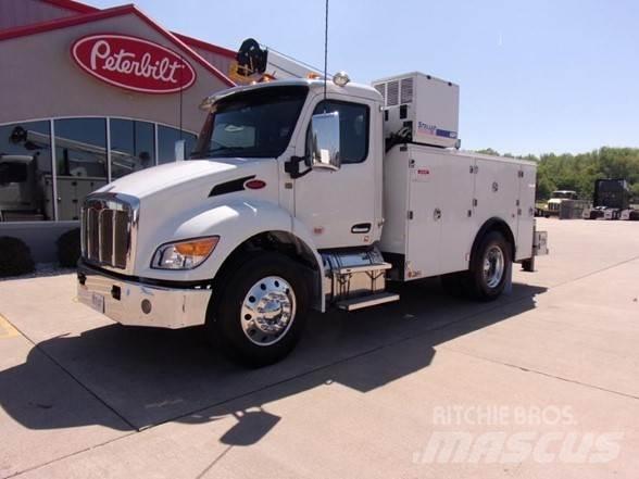 Peterbilt 536 Будтехніка - Інші