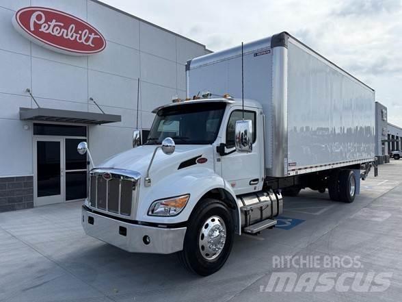 Peterbilt 536 Фургони