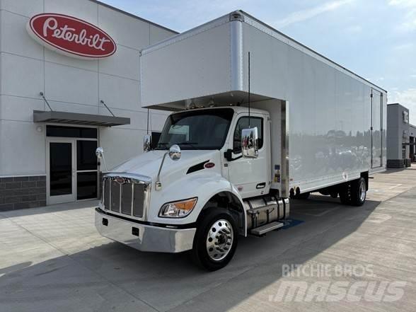 Peterbilt 536 Фургони