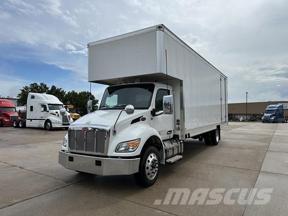Peterbilt 536 Фургони