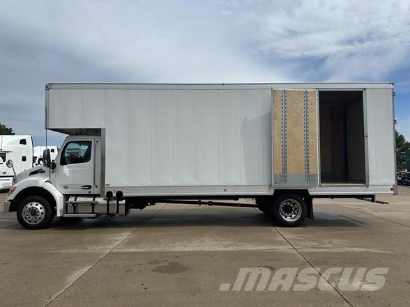Peterbilt 536 Фургони