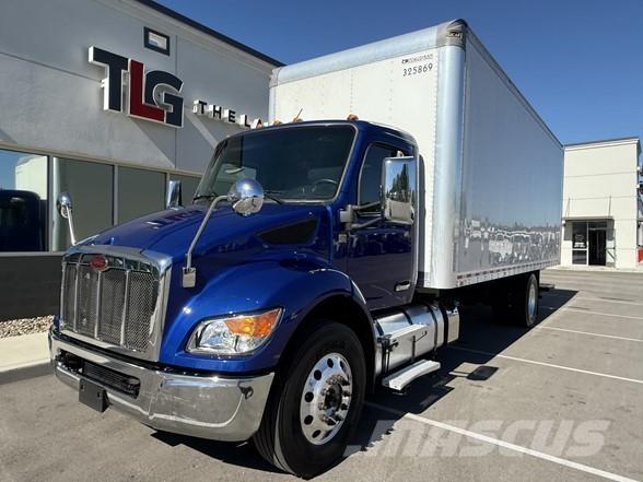 Peterbilt 537 Фургони