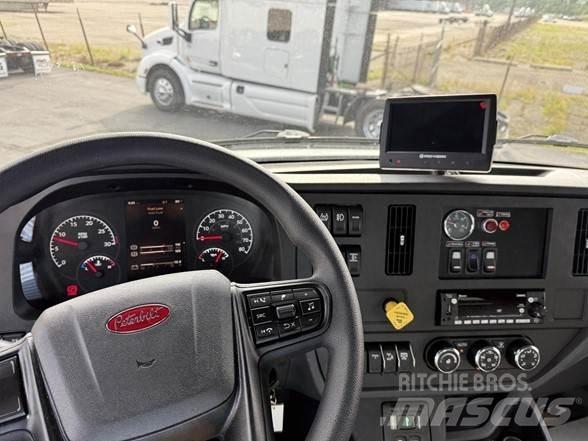 Peterbilt 537 Сміттєвози