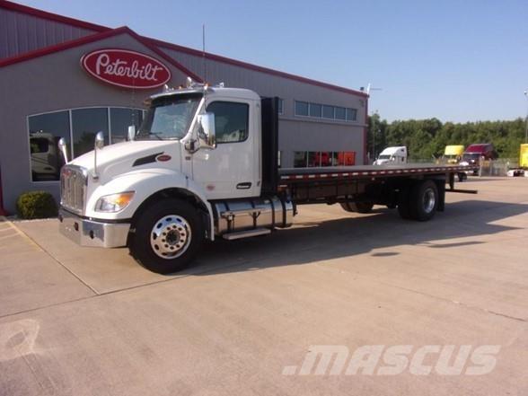 Peterbilt 537 Вантажівки-платформи/бокове розвантаження