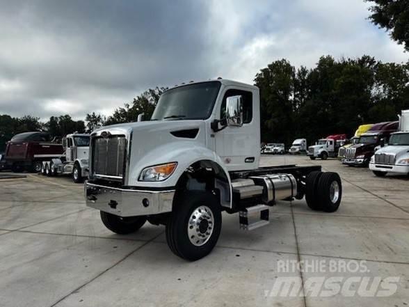Peterbilt 548 Шасі з кабіною