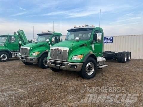 Peterbilt 548 Шасі з кабіною