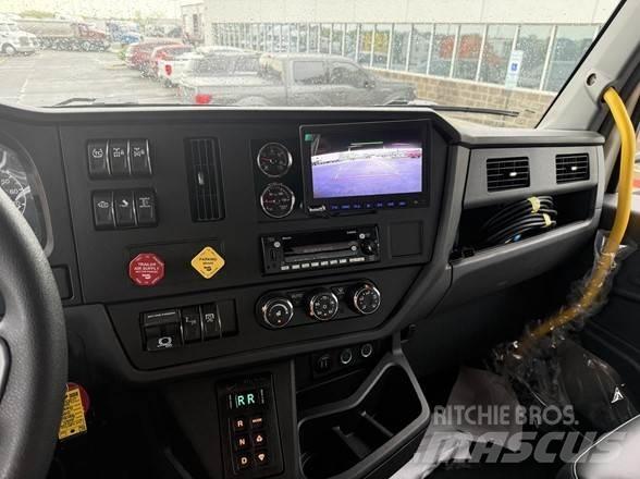 Peterbilt 548 Самоскиди