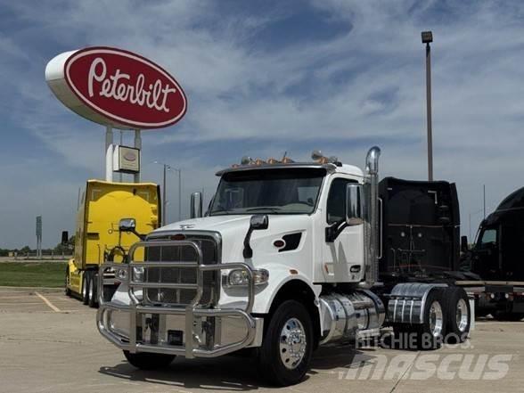 Peterbilt 567 Тягачі