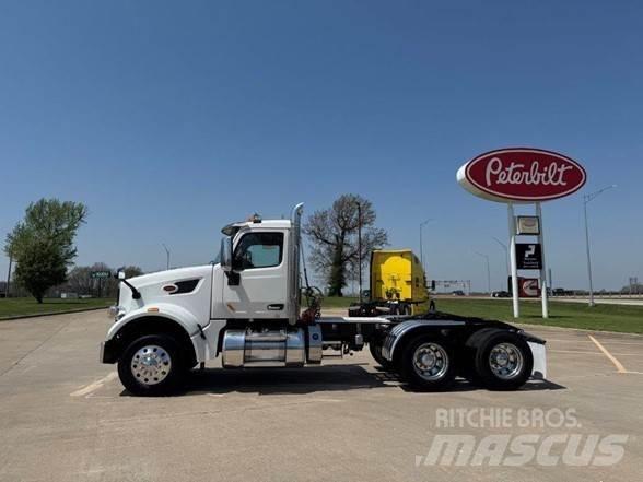 Peterbilt 567 Тягачі