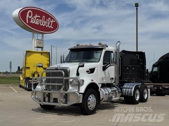 Peterbilt 567 Тягачі