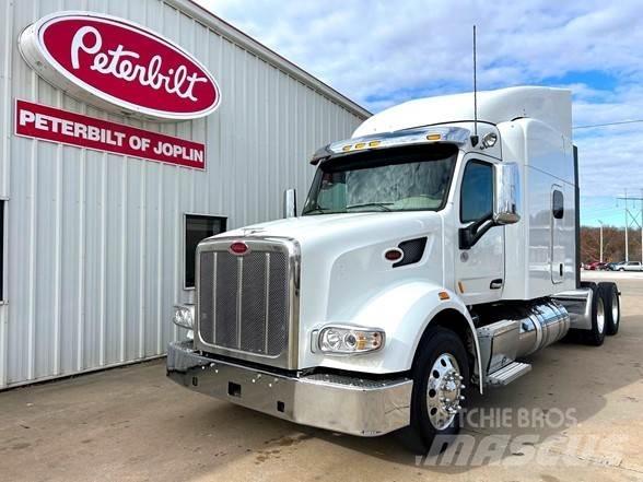 Peterbilt 567 Тягачі